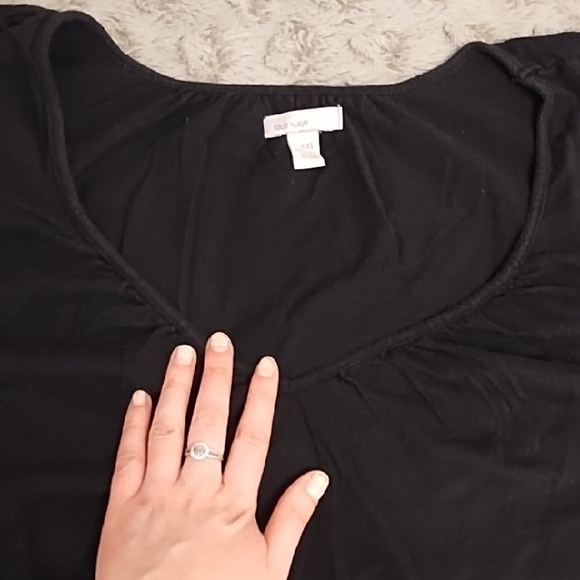 Old Navy Women's Black Short Sleeve Top - Picture 4 of 8